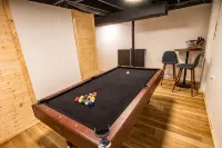 Green Door Getaway — Family-Friendly 4Br, 10 Minutes to New River Gorge - Wifi