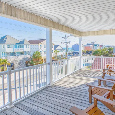 5bed/5bath house with heated pool and fire pit!