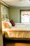 Mountaintop Cabin in Pearisburg! - Homestays