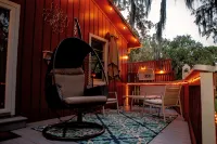 Cozy House on the Marsh, 6 minutes from the beach! - 4-Star
