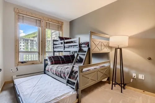 New Listing Steps to the Gondola - balcony