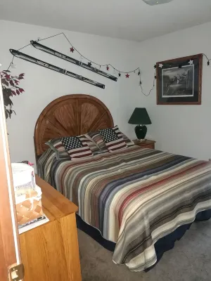 Walk to Dolly Sods, Balcony Mountain View’s  + Gas Grill & Jacuzzi Tub! 3rd FL. - Wi-Fi