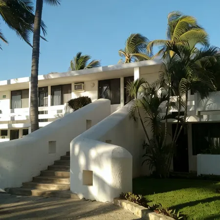 Mar Paraiso Queen