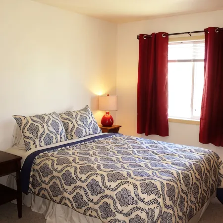 Downtown Charmer-2 bed/2 bath