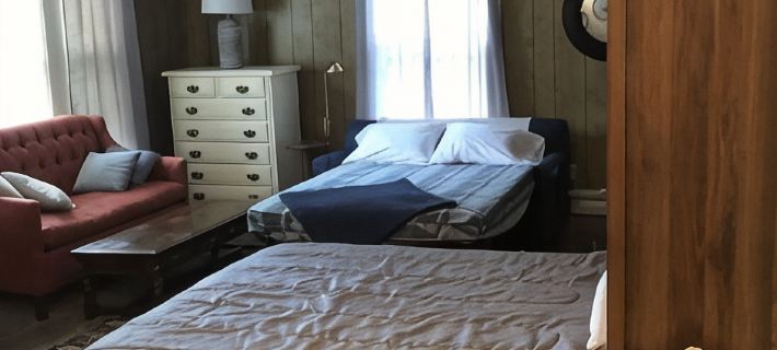 🤓Clever Studio🍷Free Wine☕️Coffee / Tea Bar - Free Parking! Hotels in Strafford County