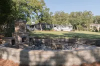 Amazing Lake House on Lake Murray, Columbia w/ Private Dock, Outdoor Kitchen. - 4-Star