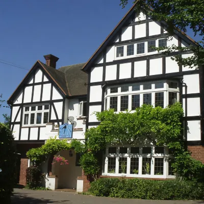 The Dial House Guest House Hotels near Oxford Brookes University - Headington Hill Campus
