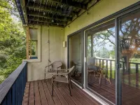 Shanty Creek. Reserve Now for Golf and Color Tour Weekend!  Condo Sleeps 8. - 4-Star