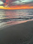 Charming 3-bedroom cottage in adorable Caseville with Beach Access, AC, and WiFi - Kylpyammeita