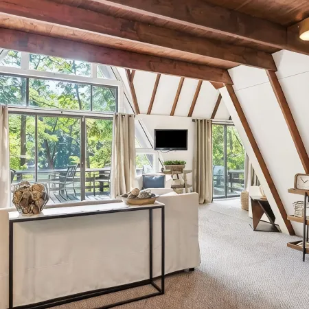 The Chic Chalet