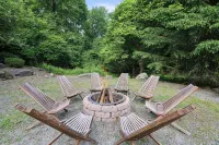 Family Cabin Near Lake Wallenpaupack-Hot Tub-Trails - Chalets