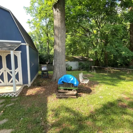 Entire home, charming 3-2 near the Marietta square!