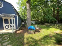 Entire home, charming 3-2 near the Marietta square! - 방갈로