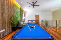 Batu Ferringhi Warm & Cozy Designer Tropical 5 Bedrooms Terrace House Penang - Kitchens