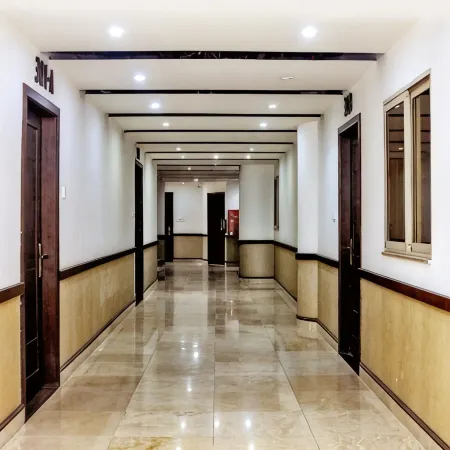 Gulberg Suites