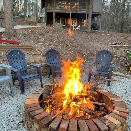Secluded Lake Front Cabin - on Lake Hartwell, with Dock, Fenced Yard, Fire Pit.