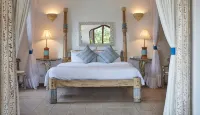 Tamarind Village Hotel Apartments - spa