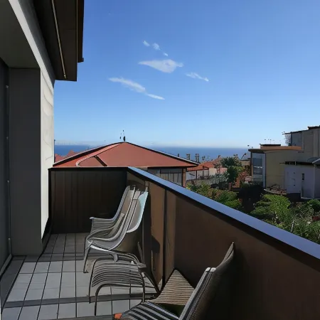 Ollen Apartments