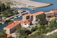 Résidence Hotelière Capu Seninu - con vistas a la montaña