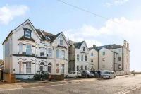 Queens Cove with Seaviews | By My Getaways - 2-Star