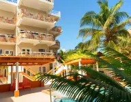 Island Magic Beach Resort Hoteles en Cayo Corker