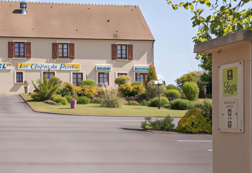Hotel les Confins du Perche - Housity