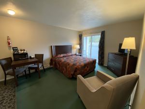 Lake Cowichan Lodge