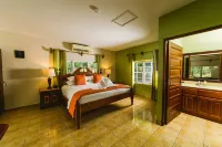 Kiki Witz Hotels in Belmopan