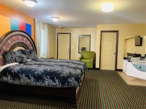 Motor City Inn & Suites