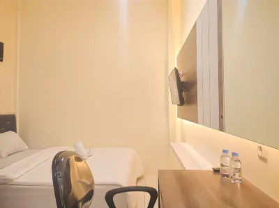 La Tana Hotel Hotel a Pucang Sewu