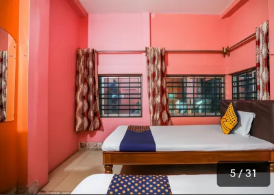 Diamond Guest House Hotels near Pandit Raghunath Murmu Garden