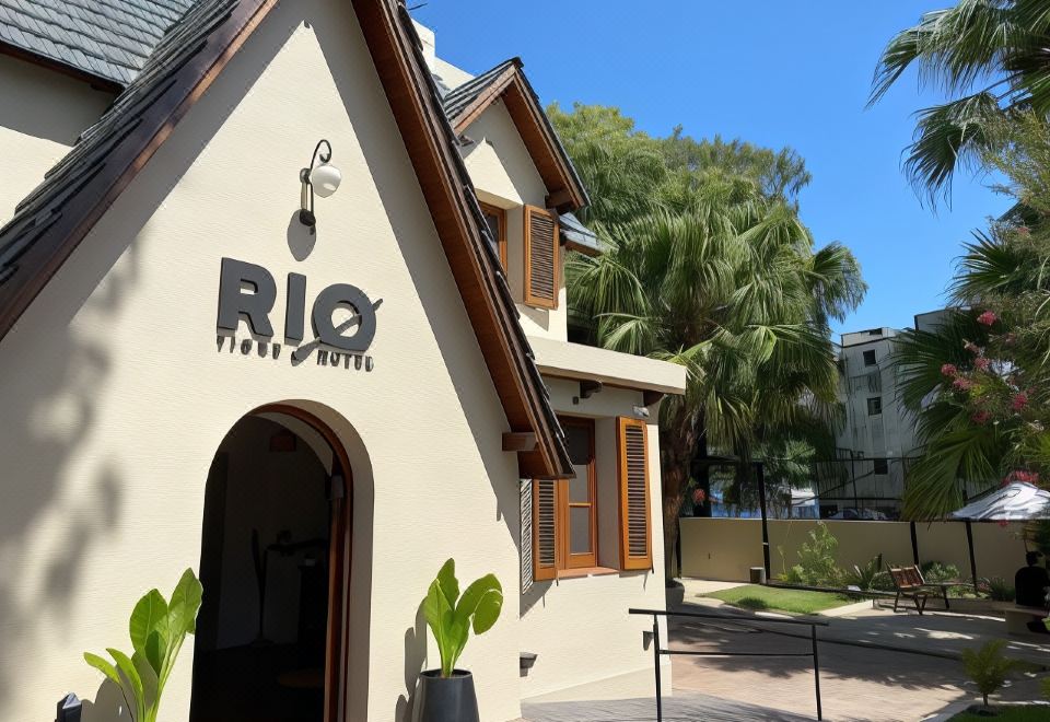 Rio Tigre Hotel - Housity