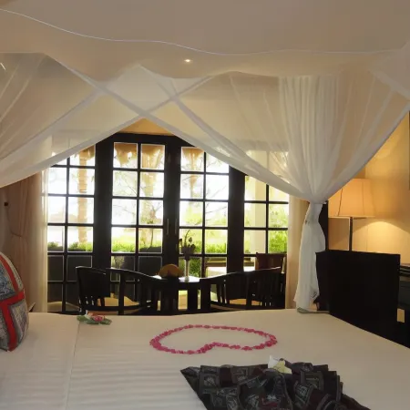 Cham Villas Boutique Luxury Resort