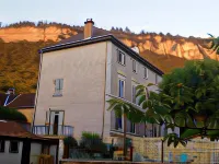 A Deux Pas du Rheby Hotels in Porcieu-Amblagnieu