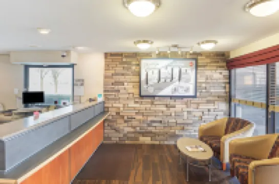 ซุปเปอร์ 8 บาย วินด์แฮม ฟินด์เลย์