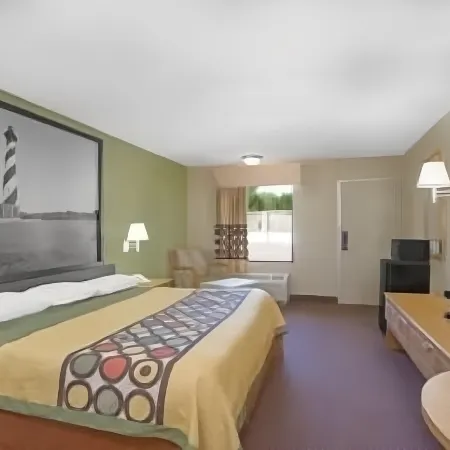 Super 8 by Wyndham Dunn Hotels in Dunn