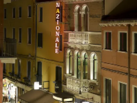 Hotel Nazionale Hotels near Venice Santa Lucia Station