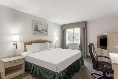 Days Hotel by Wyndham Peoria Glendale Area Hôtels à : Peoria