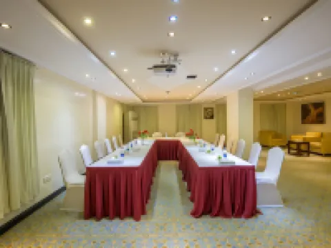 ウェイブス インターナショナル ホテル マスカトのホテル