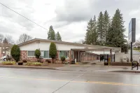 Rodeway Inn Hotels near Quinn Coliseum