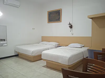 Makarim Guest House Syariah Hotels in 