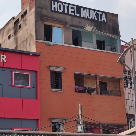 Hotel Mukta