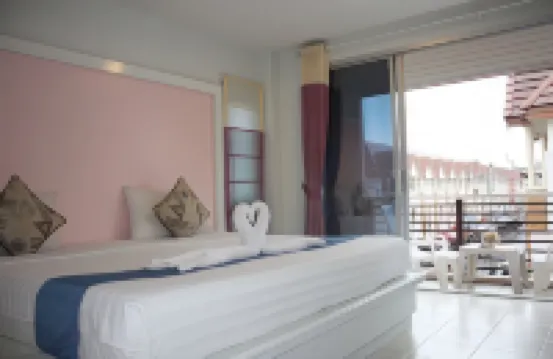Phuket Racha Kata Homestay