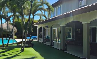 Hibiscus Beach House