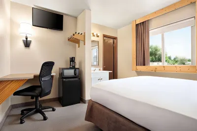 Travelodge by Wyndham Guernsey