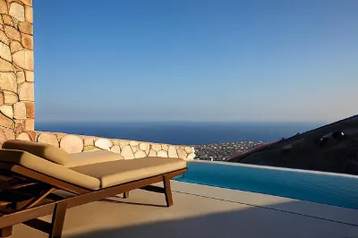 Santorini Sky, the Retreat