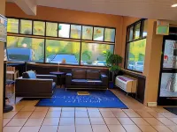 MorningGlory Inn & Suites
