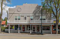 Weaverville Hotel Hotels in Junction City