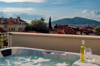 Seven Seas Residence - Hot Tub