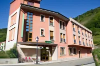 Hotel las Cruces Hotels in Salas